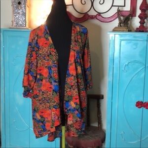 LULAROE Lindsey Size Small